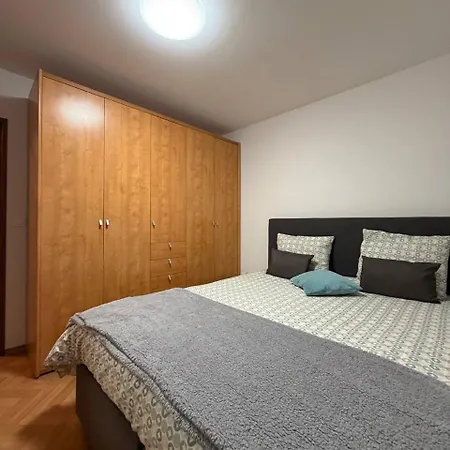 Tres Moderne, Renover, Triple Frontiere, Louis Centre Apartment